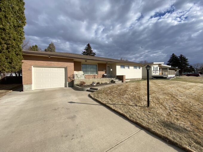 Medicine Hat Rentals