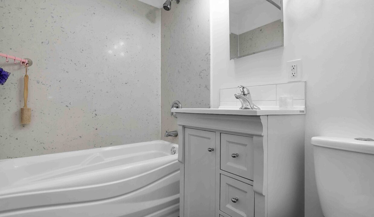 Medicine Hat, Condo Unit, SE Hill, 2 Bedrooms,  #522729