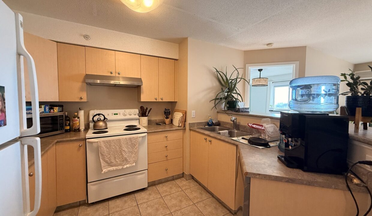 418 1632 Saamis Dr NW