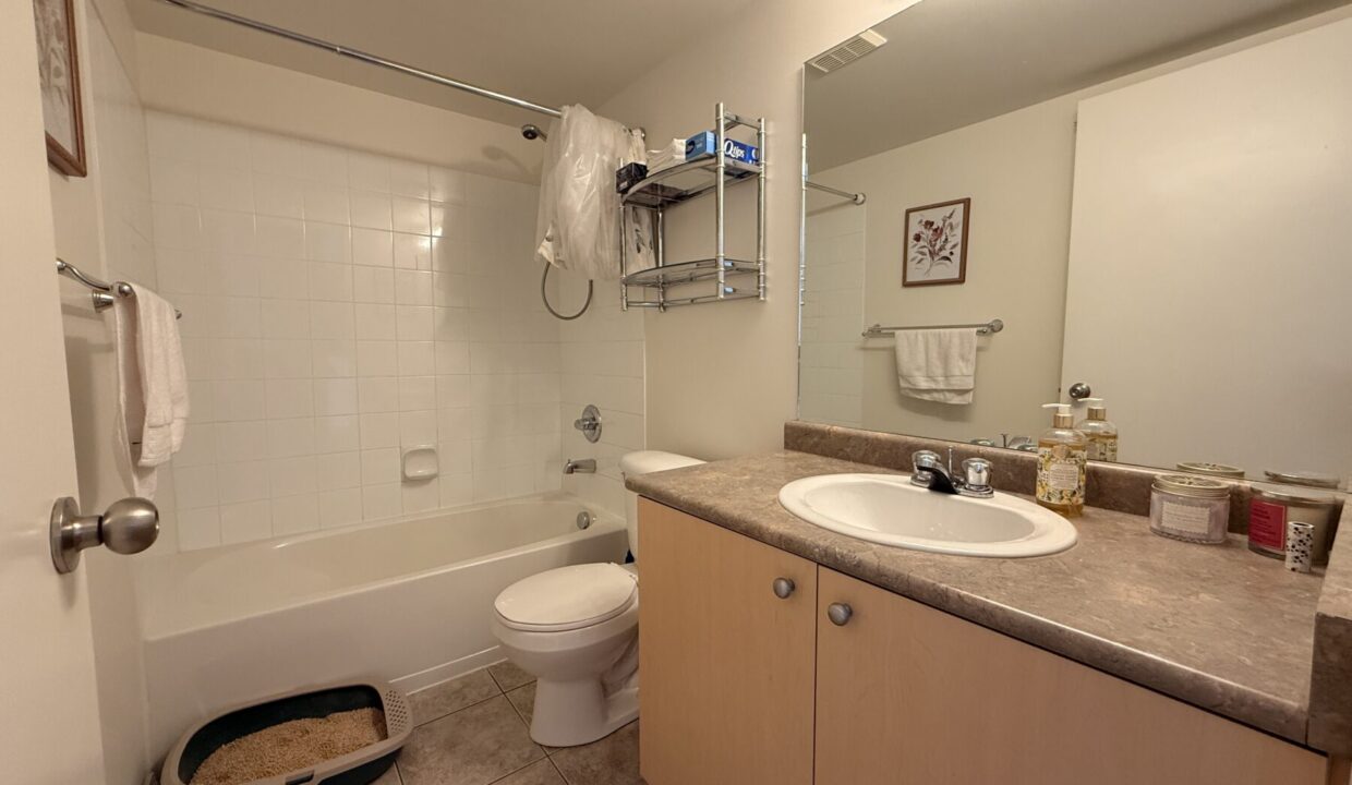 418 1632 Saamis Dr NW