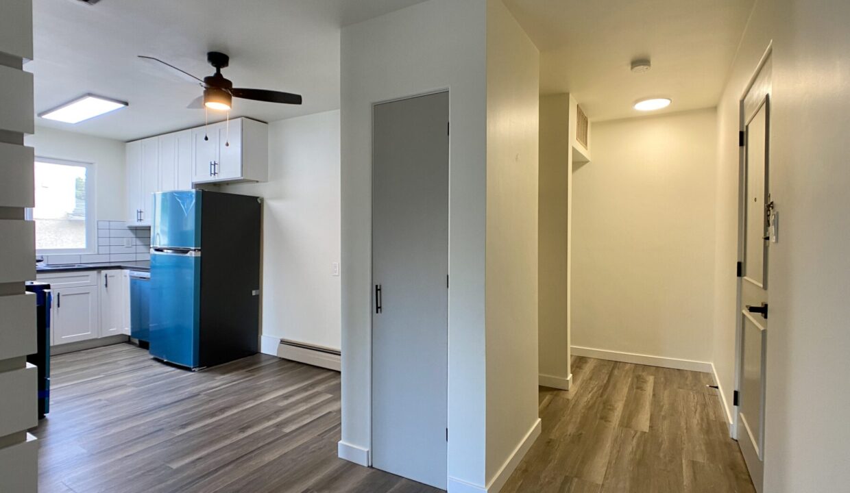 739 5 Ave