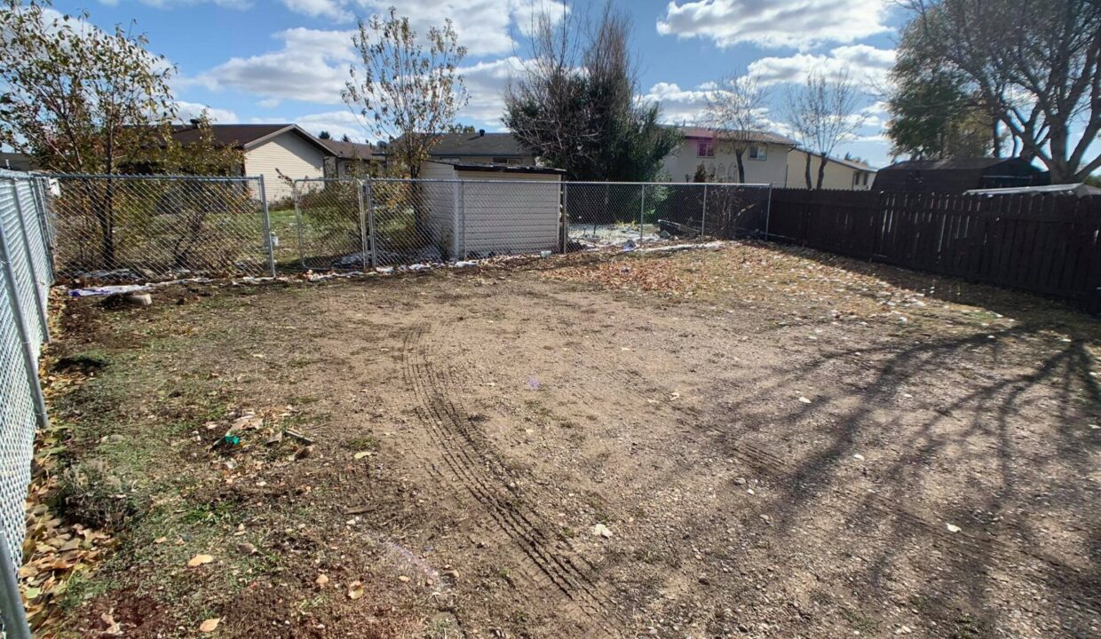 (est) 18 Rossmere Pl SE (13)