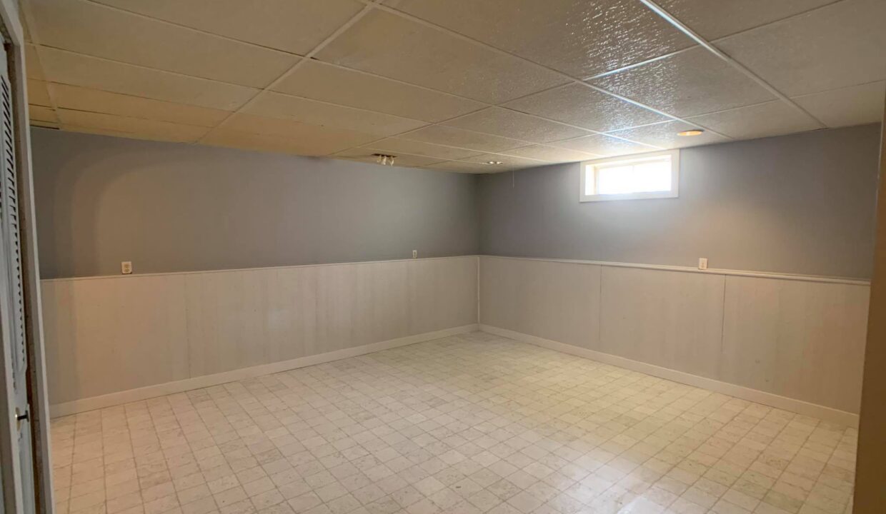 (est) 18 Rossmere Pl SE (17)