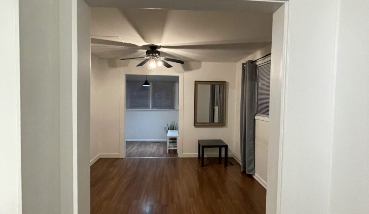 17 4 St NW (25)