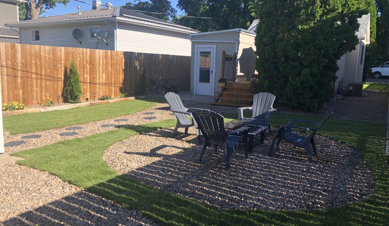 17 4 St NW (30)