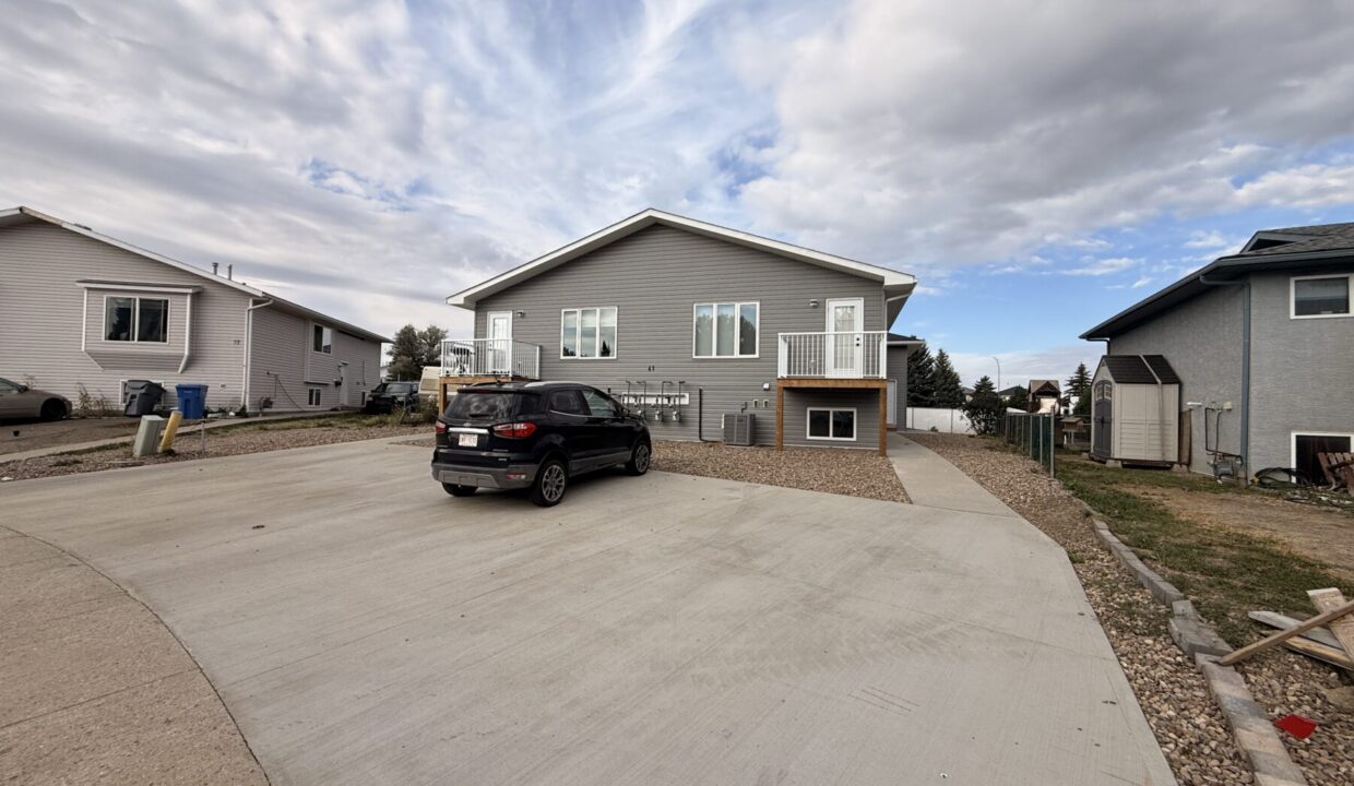 2--41 Sage Place