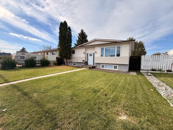 Redcliff Rentals