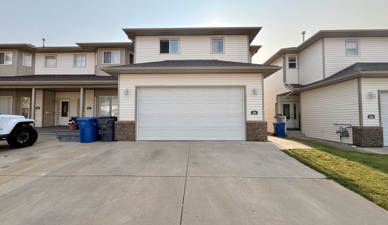 392 Washington Way