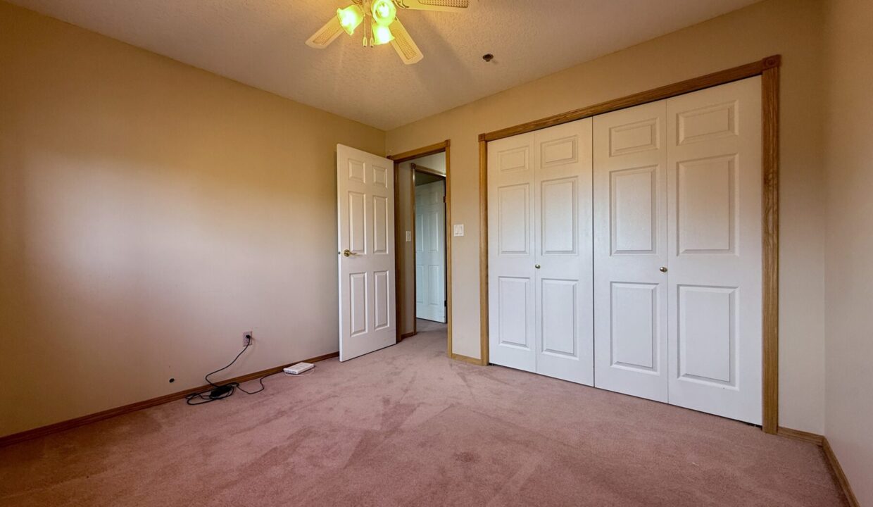 209-1535 Southview Dr